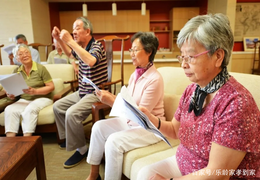 养老院虽好，但家庭照护床位更不赖，新型养老模式，多重选择(图2)